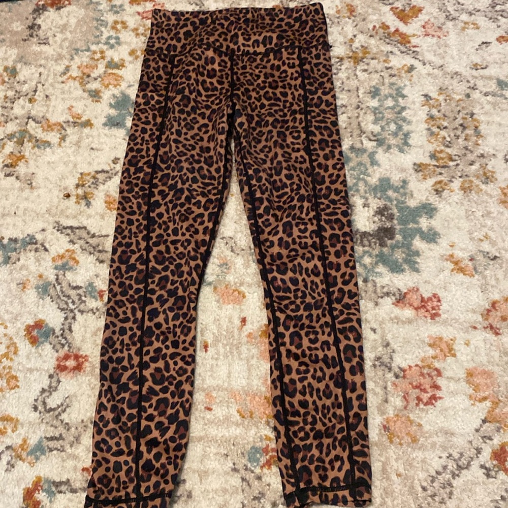 7/8 animal print leggings with side pockets